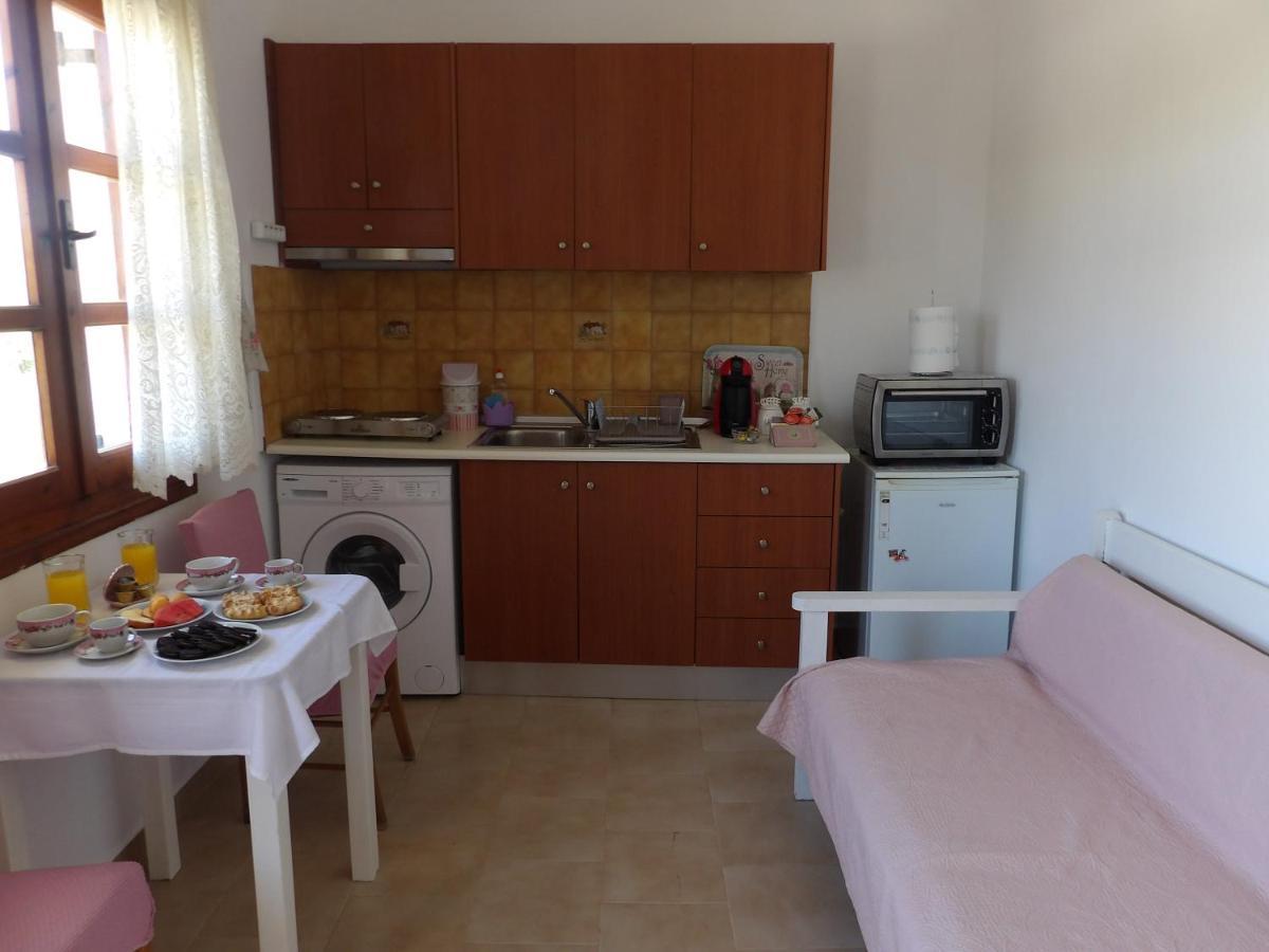 Teo 1 Apartment Gouves Dış mekan fotoğraf