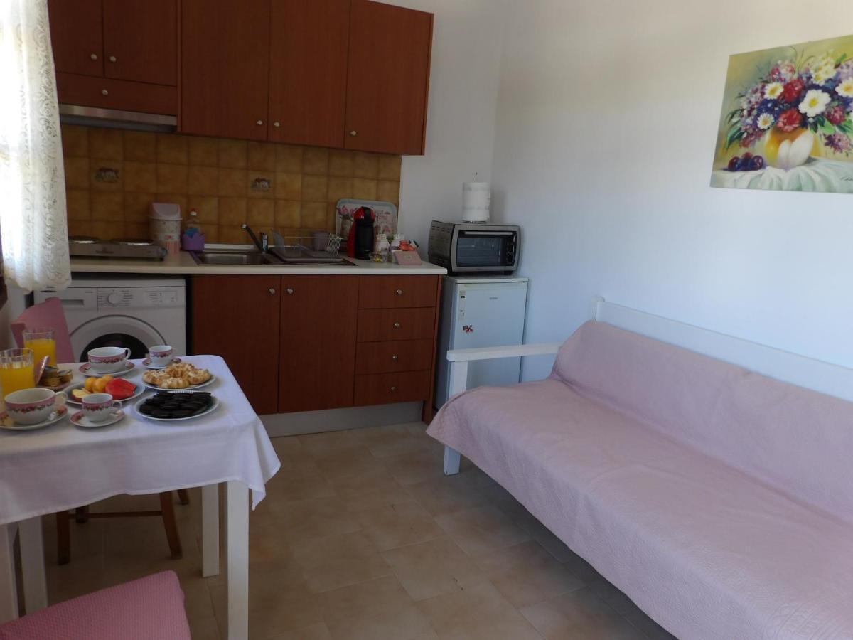 Teo 1 Apartment Gouves Dış mekan fotoğraf