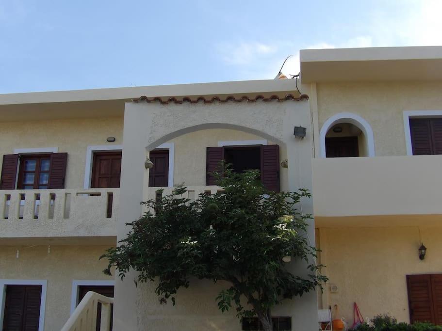 Teo 1 Apartment Gouves Dış mekan fotoğraf